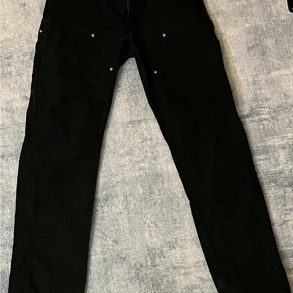 Carhartt 32 x 36 
ICONIC B01 FIRM DUCK DOUBLE-FRONT DUNGAREE